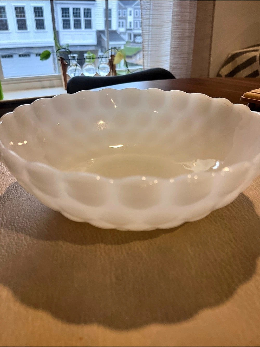 Vintage Anchor Hocking Milk Glass Bubble Scalloped Bowl Starburst Base